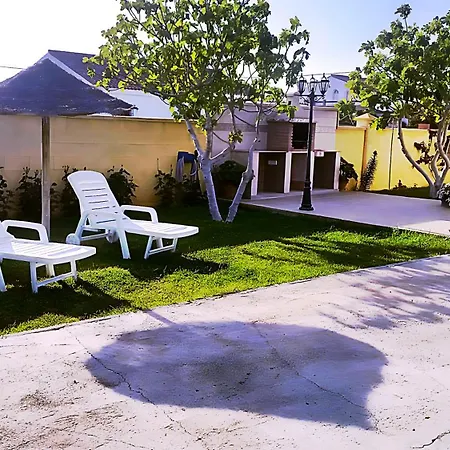 Loft Con Barbacoa Y Jardin Privado, Solo Familias Y Parejas Apartment
